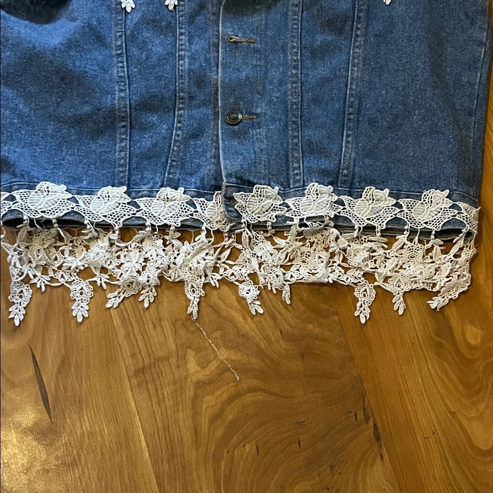 Logo Club Denim vest with lace - Picture 5 of 10